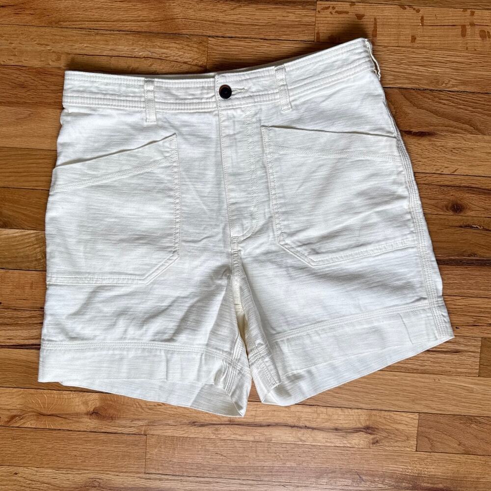 Patagonia Women's Organic Cotton Slub Woven Shorts in Worn White Size 8